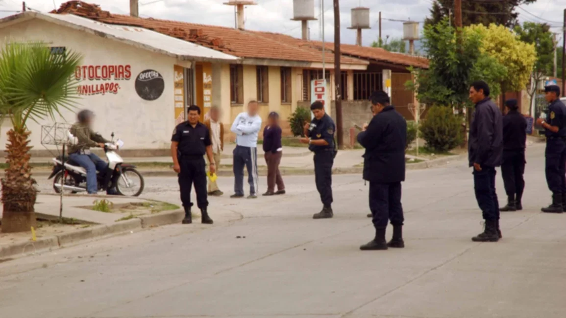 Barrio Santa Ana II: disparan y matan a un hombre desde una camioneta